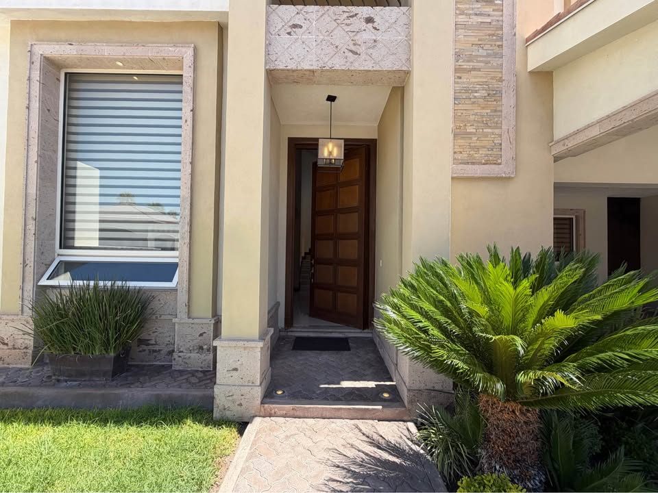 4 habitaciones 4,5 baños - Casa 2