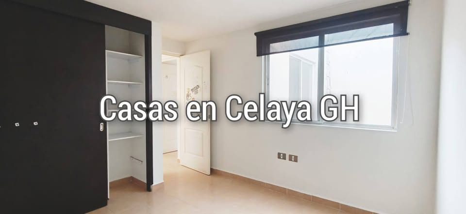 Casa en renta en privada con cochera cerrada 3