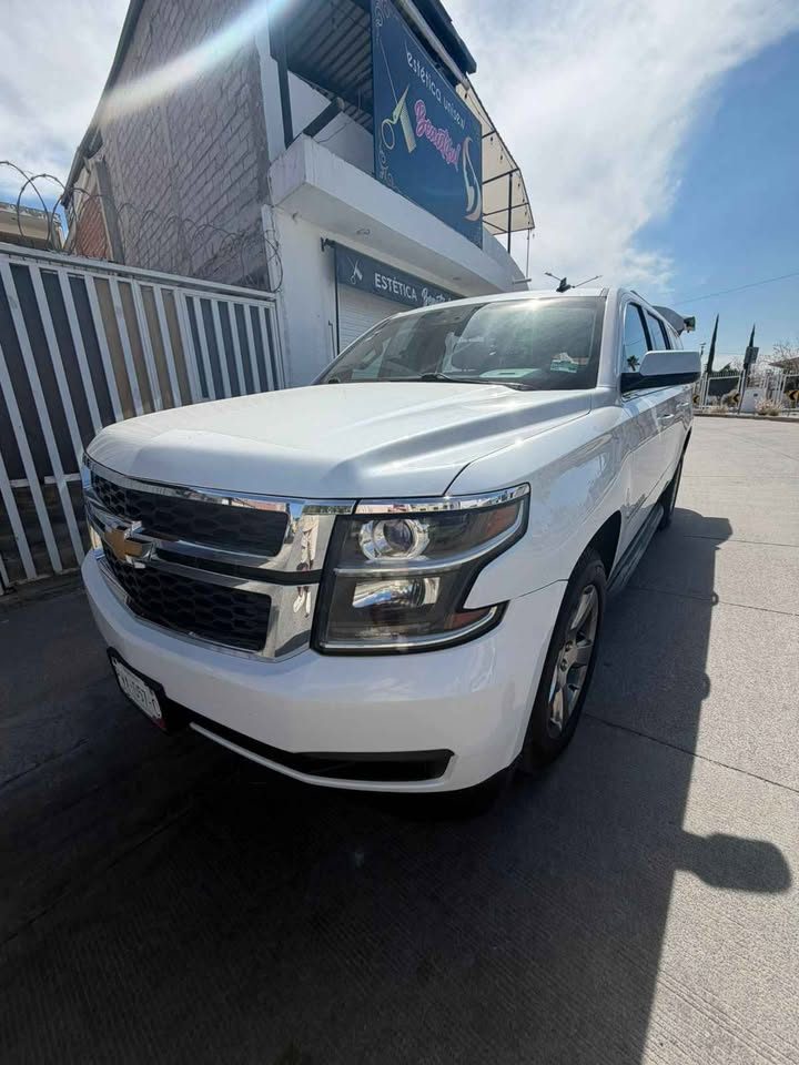 Chevrolet Suburban 2017 2
