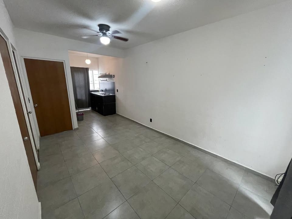 2 habitaciones 1 baño Casa 2