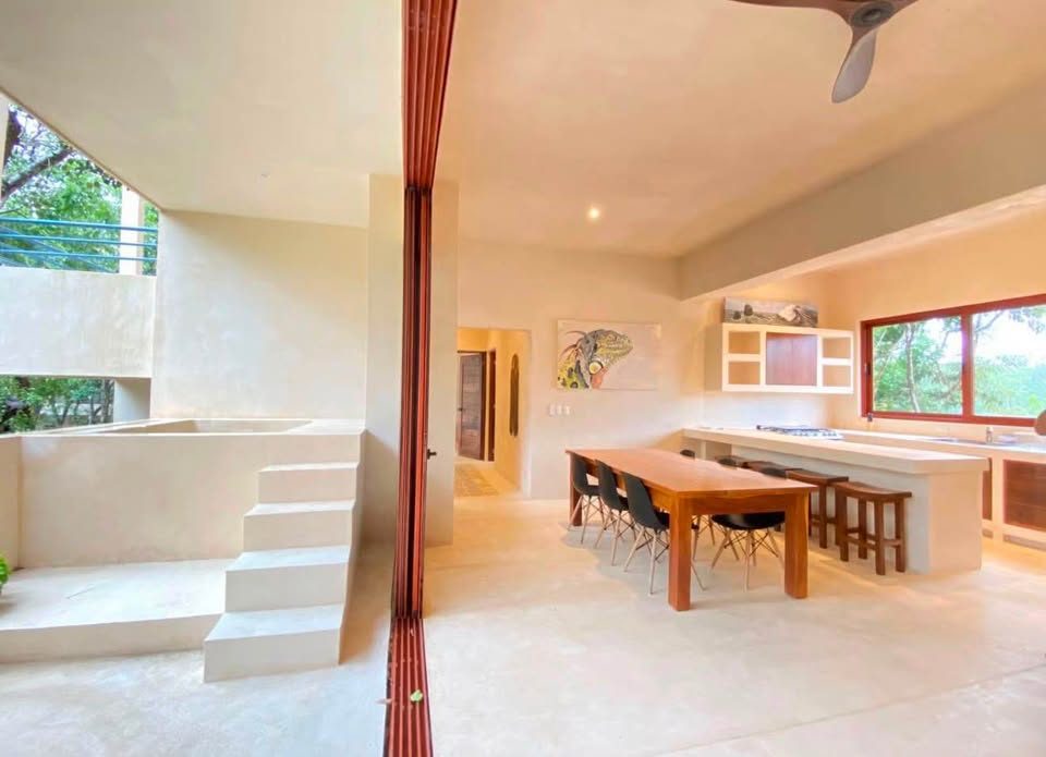 3 Beds 3 Baths - Apartment 2