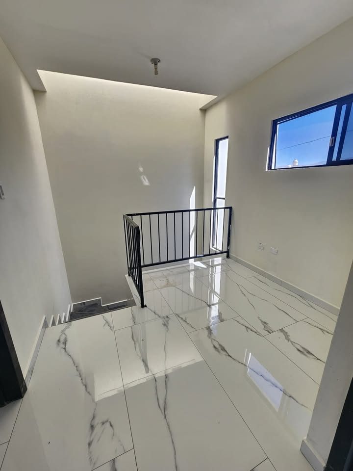 3 habitaciones 2 baños Casa 3