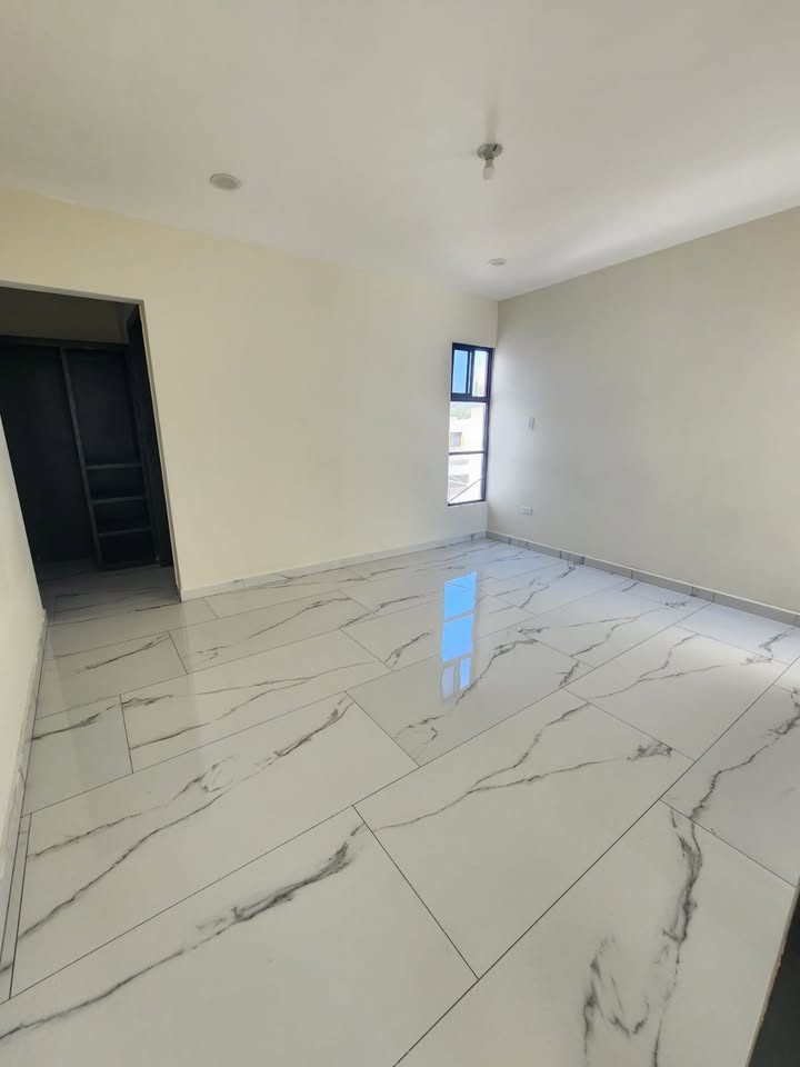 3 habitaciones 2 baños Casa 2