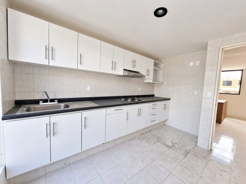 4 habitaciones 2 baños Casa 2
