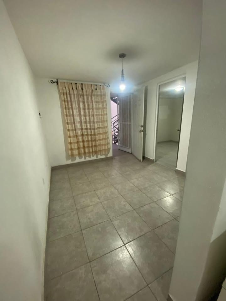 2 habitaciones 1 baño Departamento 3