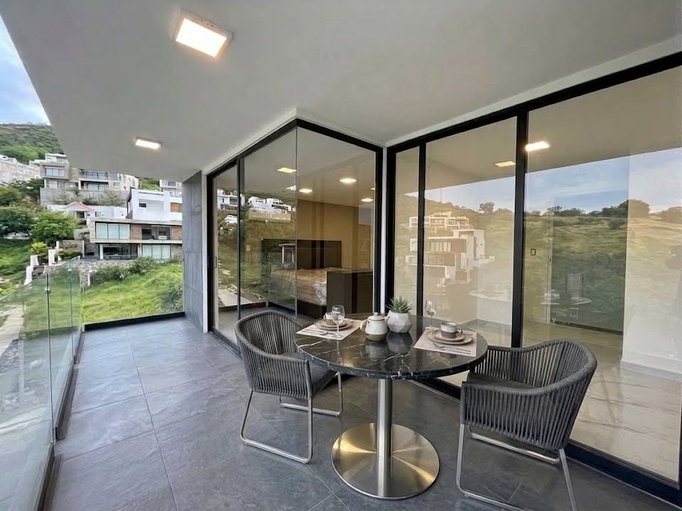 4 habitaciones 4 baños Casa 2