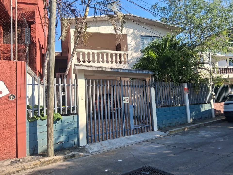 5 Beds 4 Baths - House 2