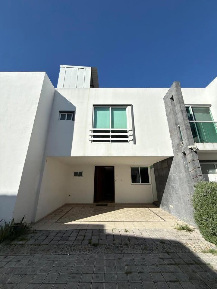 3 habitaciones 3 baños Casa 3
