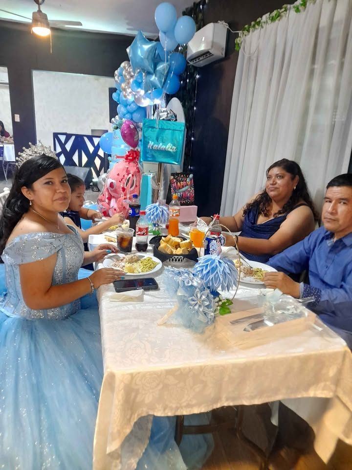 Salon Esmeralda 3