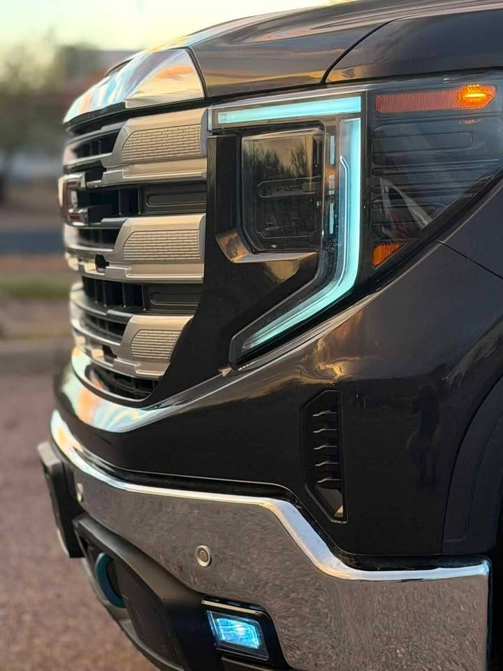Sierra SLE 4X4  2023 2