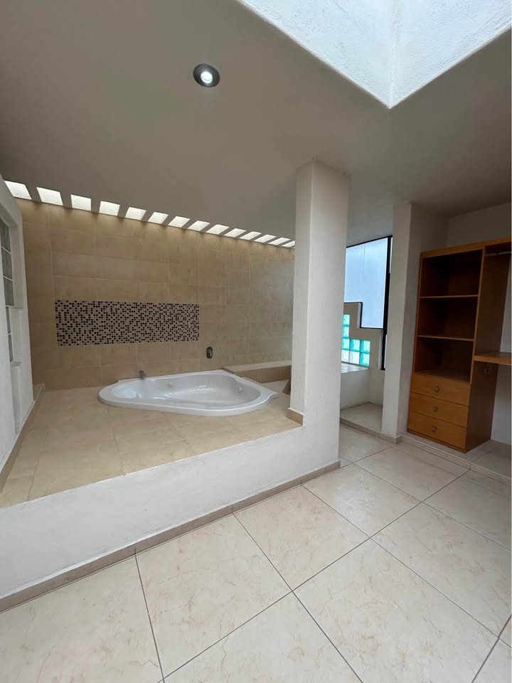 4 habitaciones 2,5 baños - Casa 3