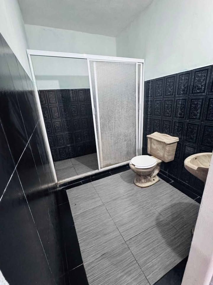 4 habitaciones 2 baños - Casa 2