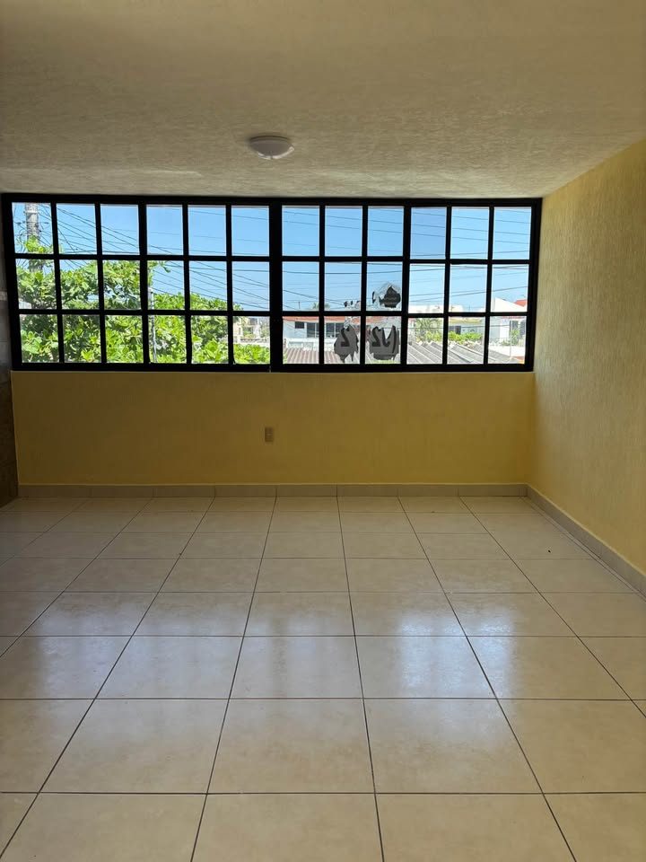 2 Beds 1 Bath - Apartment 3