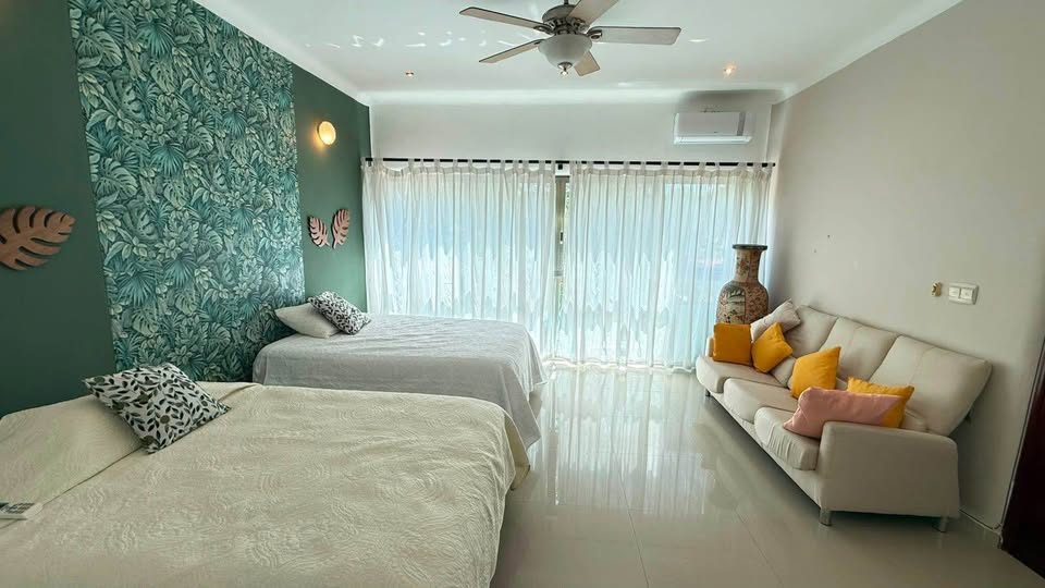 5 Beds 5 Baths - House 2