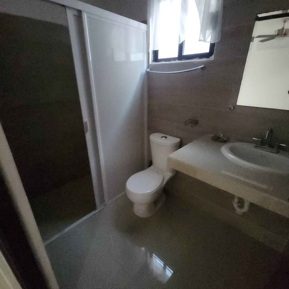 2 habitaciones 4 baños - Casa 2