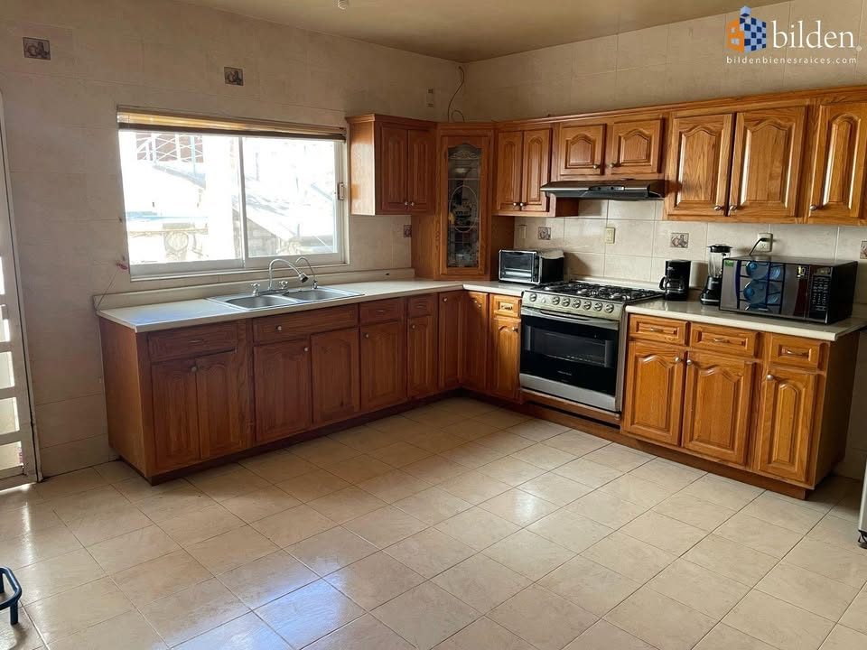 5 habitaciones 6 baños Casa 3