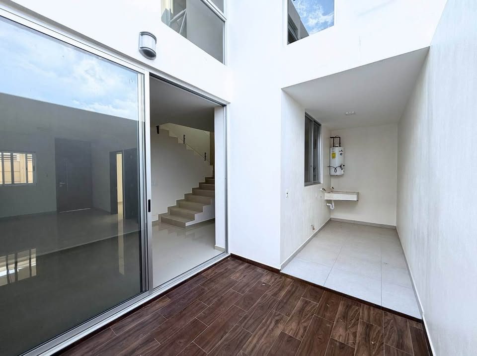 4 habitaciones 2,5 baños - Casa 3