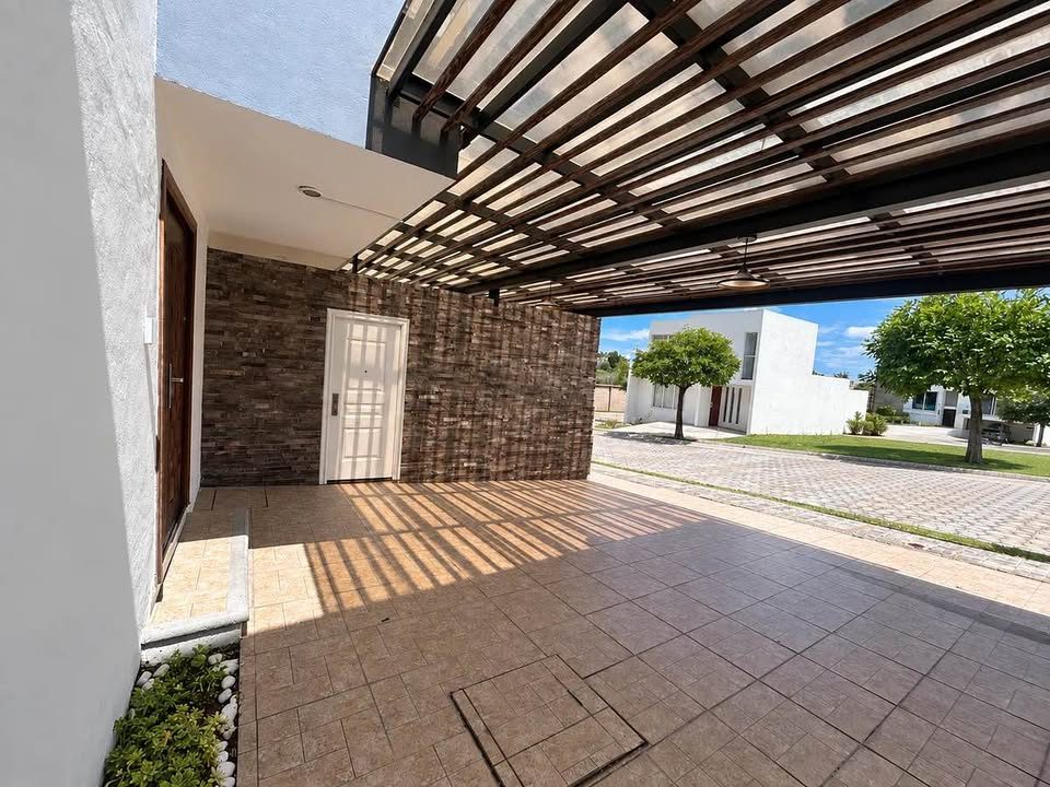 3 habitaciones 4 baños - Casa 2