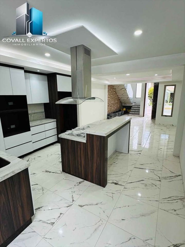 4 habitaciones 4 baños - Casa 2