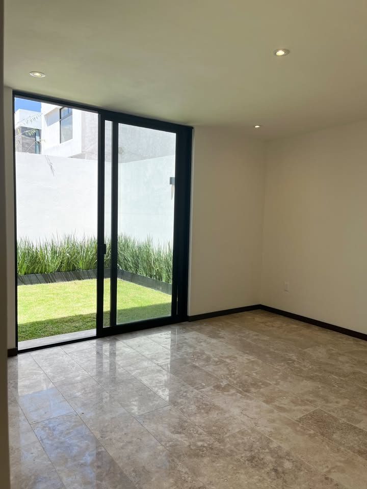 4 habitaciones 4 baños Casa 3