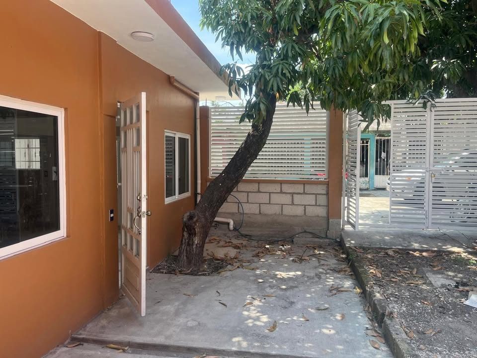 2 habitaciones 1 baño Casa 2