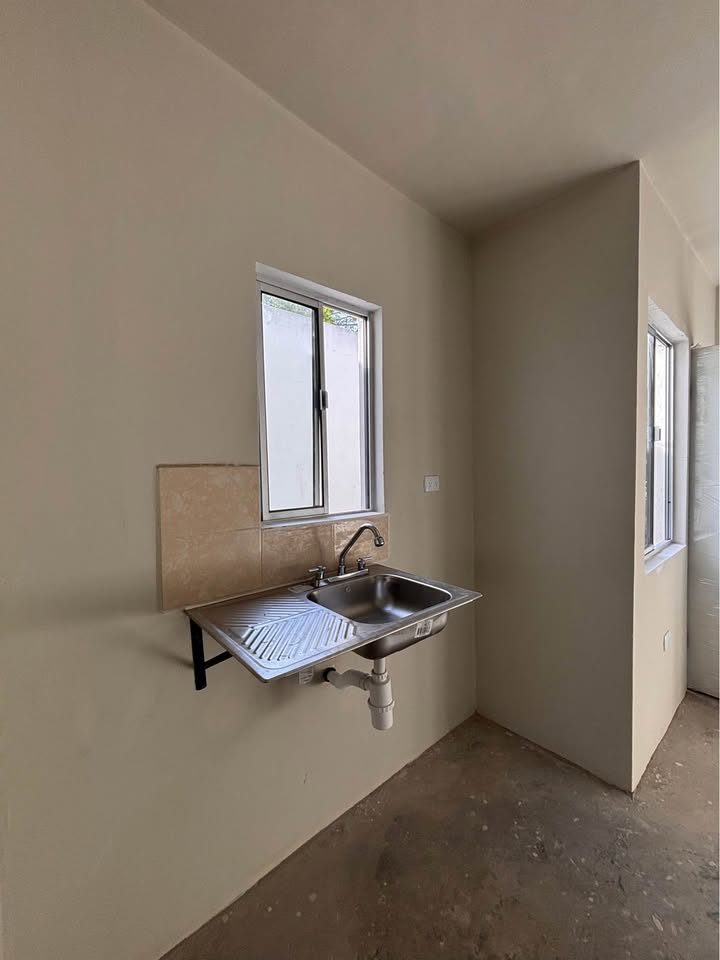 2 Beds 1 Bath - House 2