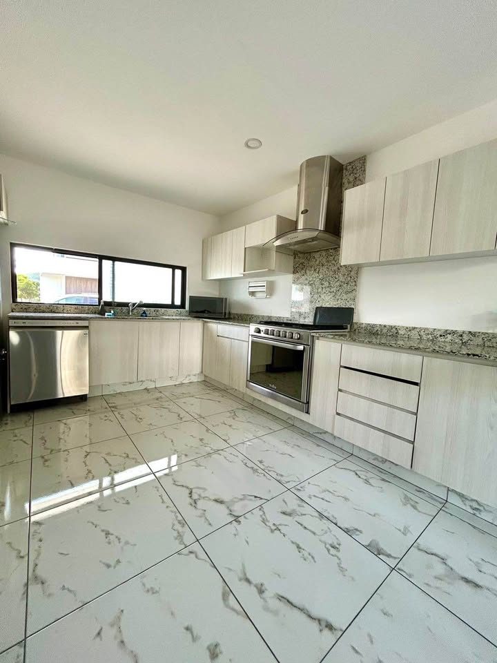 3 habitaciones 3,5 baños - Casa 2
