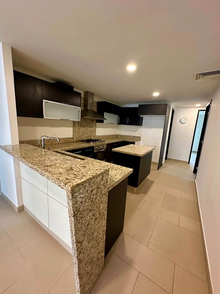 2 habitaciones 2,5 baños - Departamento 2
