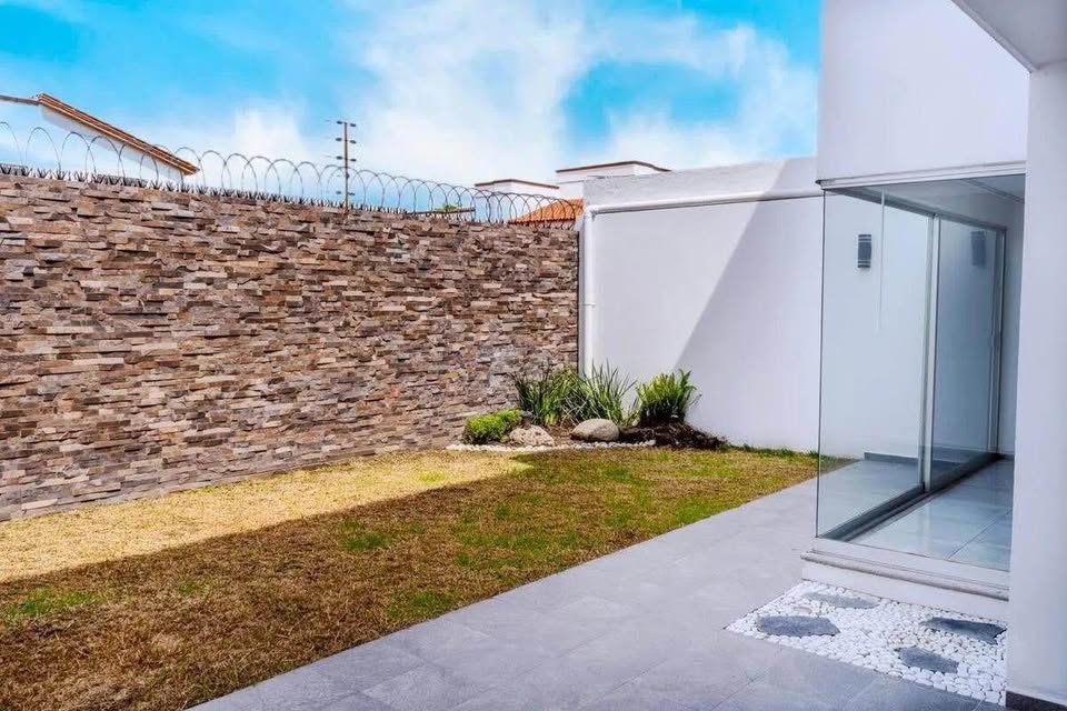 Casa en Renta en Zavaleta, Puebla | 328 m², Roof Garden y Vigilancia 24 Horas 3
