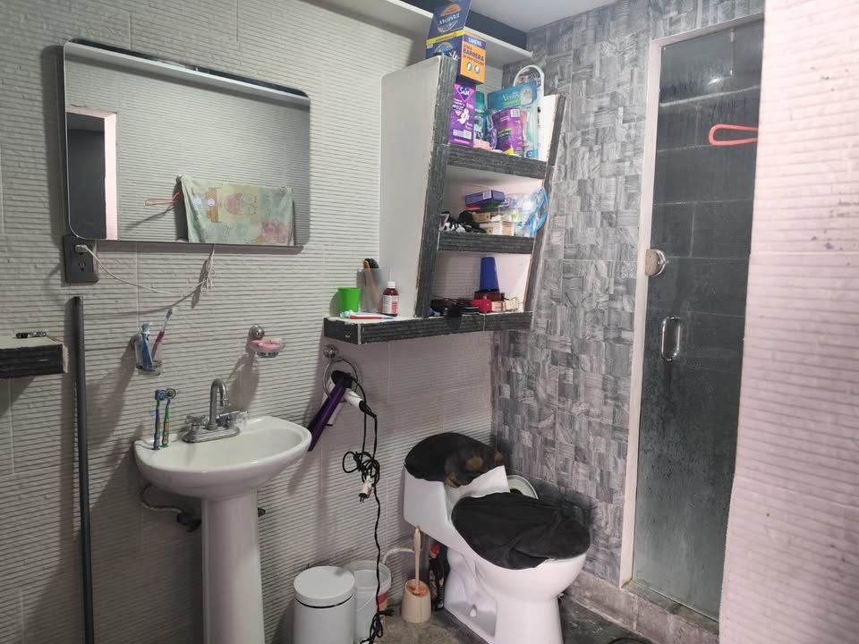 4 habitaciones 3 baños Casa 3