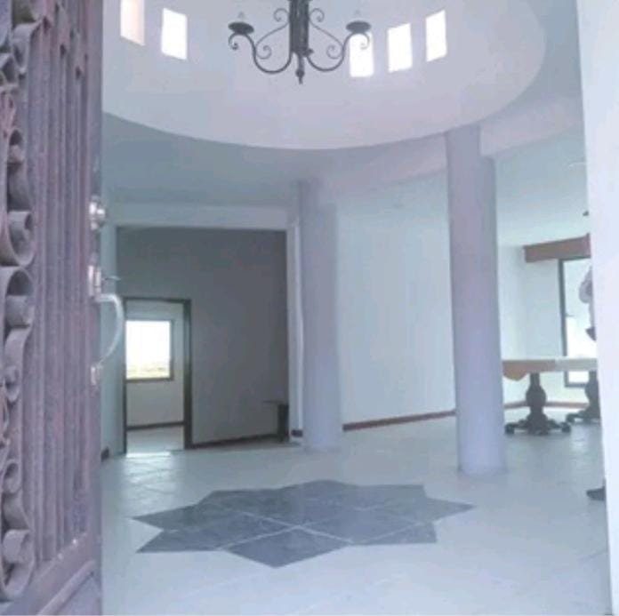 3 habitaciones 3 baños Casa 3