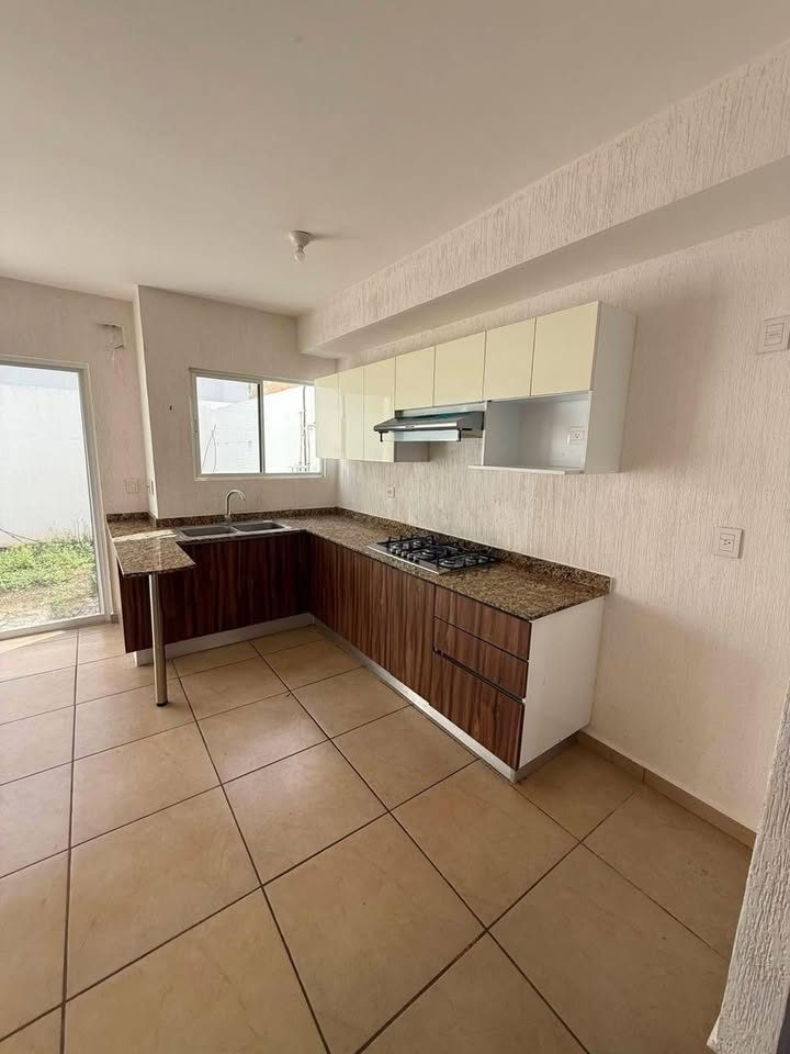 3 habitaciones 3.5 baños Casa 3