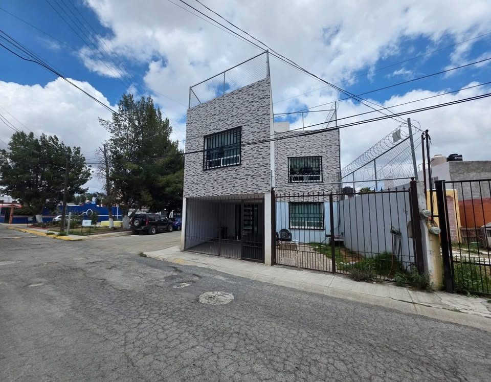 Casa en venta TULIPANES 3