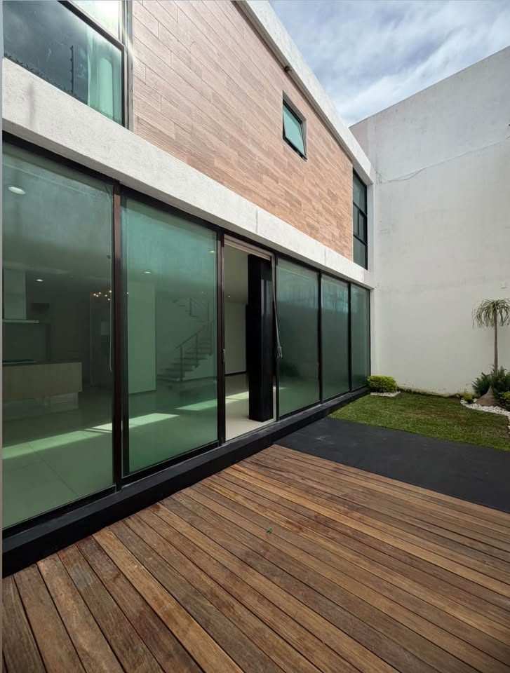 4 habitaciones 4,5 baños - Casa 2