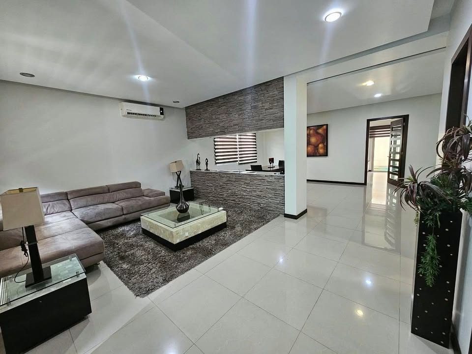 5 habitaciones 5 baños Casa 2