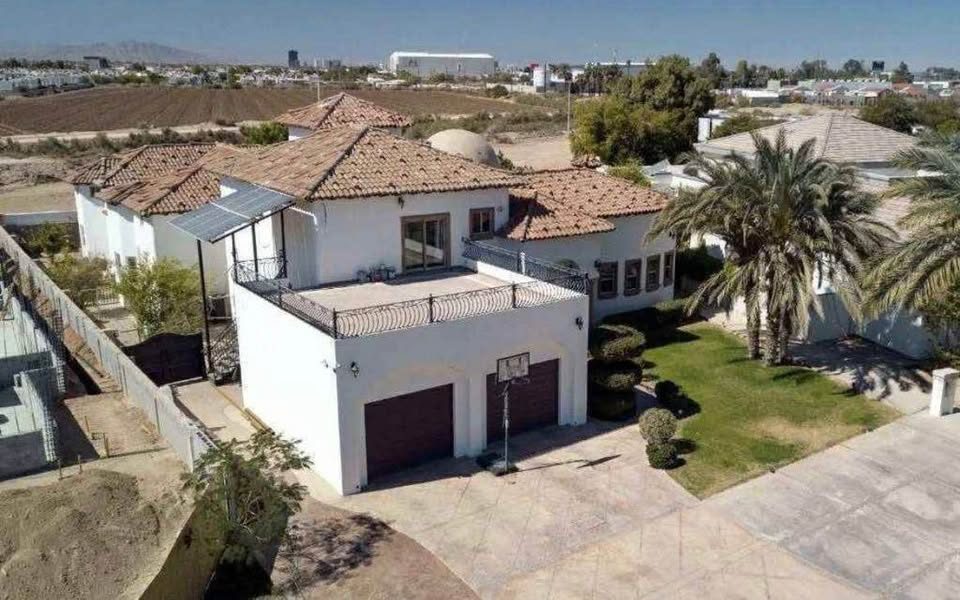 10 habitaciones 6,5 baños - Casa 3