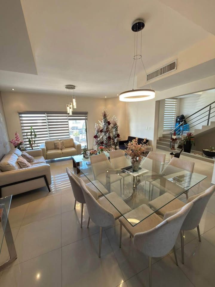 4 habitaciones 4,5 baños - Casa 2