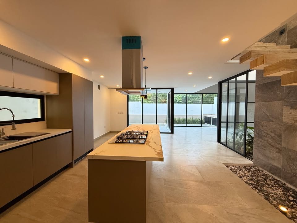 4 habitaciones 4 baños Casa 3