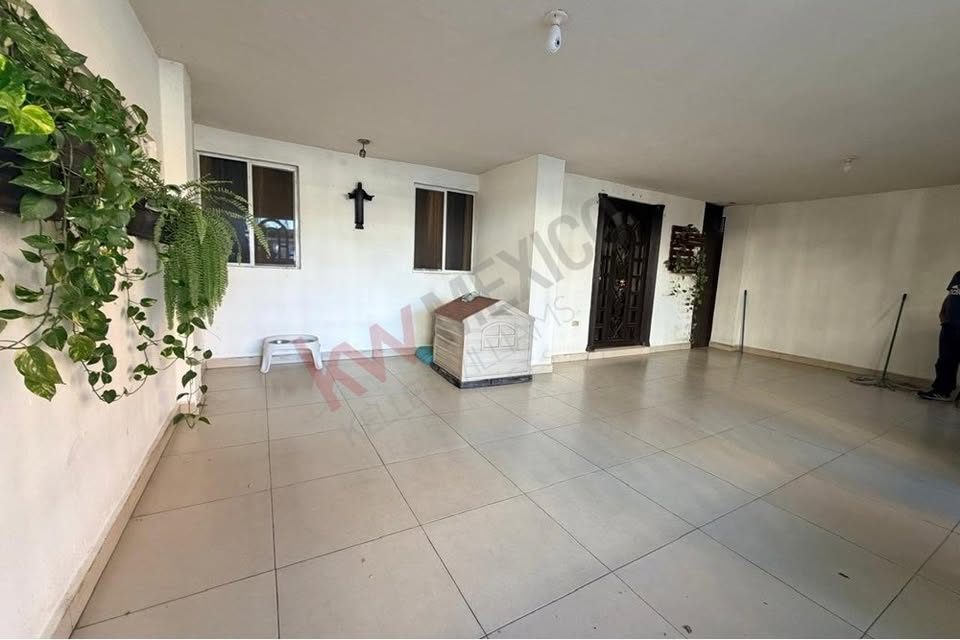 5 habitaciones 3 baños Casa 2