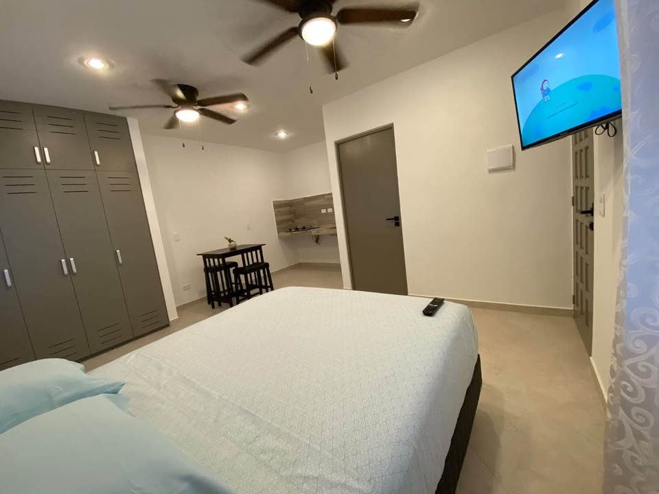 SE RENTA ESTUDIO AMUEBLADO A LARGO PLAZO 2