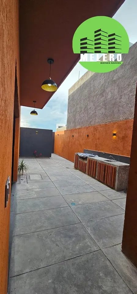 CASA EN RENTA EN FRACC. RESIDENCIAL SCORPIO 5-1 3