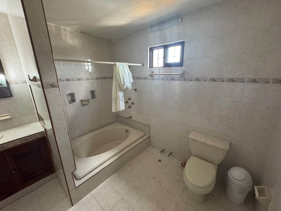 Casa Amueblada en Col. Alemán 2