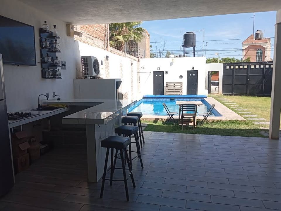 Terraza con alberca 3