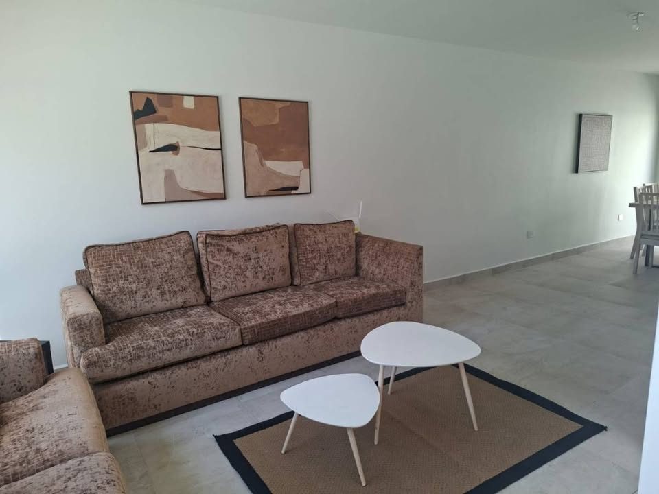 3 habitaciones 2.5 baños Casa 3