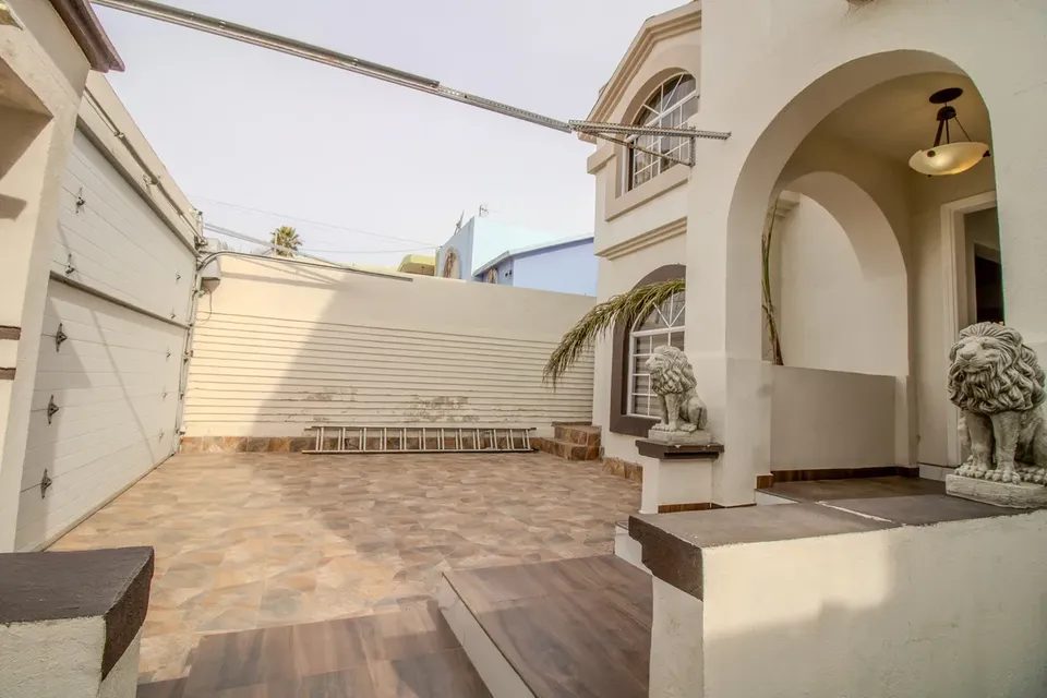 5 habitaciones 3.5 baños Casa 2