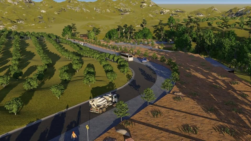 Lotes en venta en Uringuitiro a pie de carretera pavimentada. 2