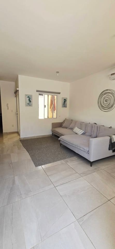 3 habitaciones 2.5 baños Casa 2