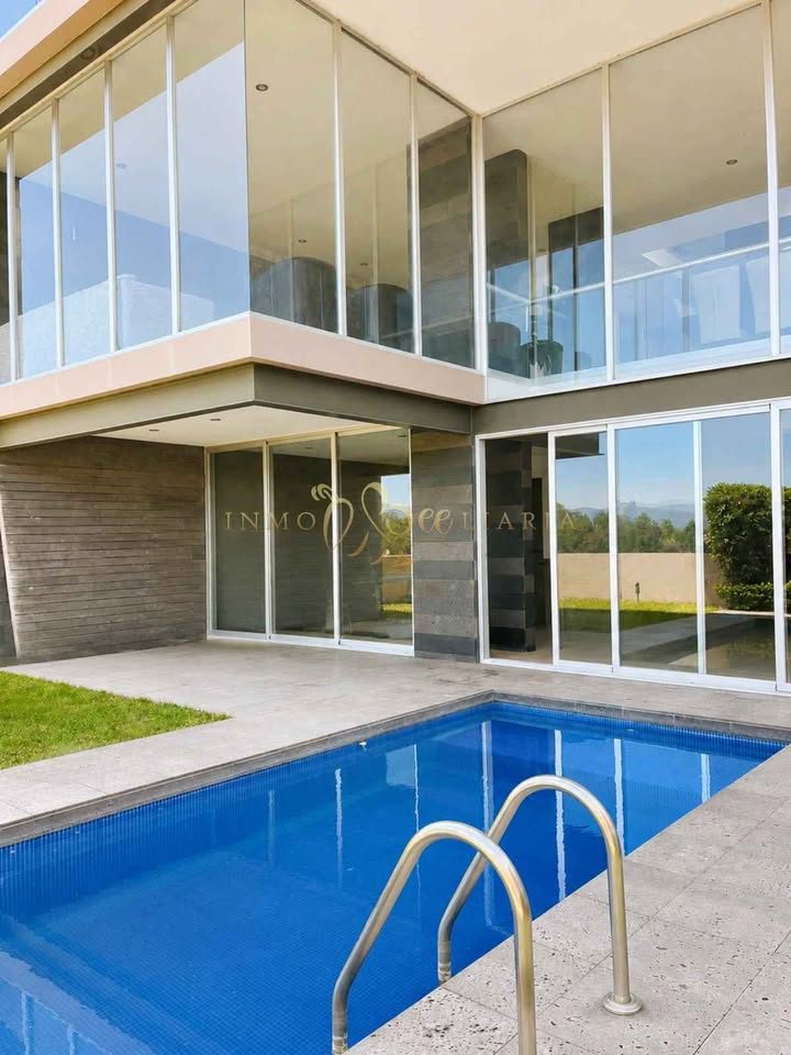 4 habitaciones 5 baños - Casa 2