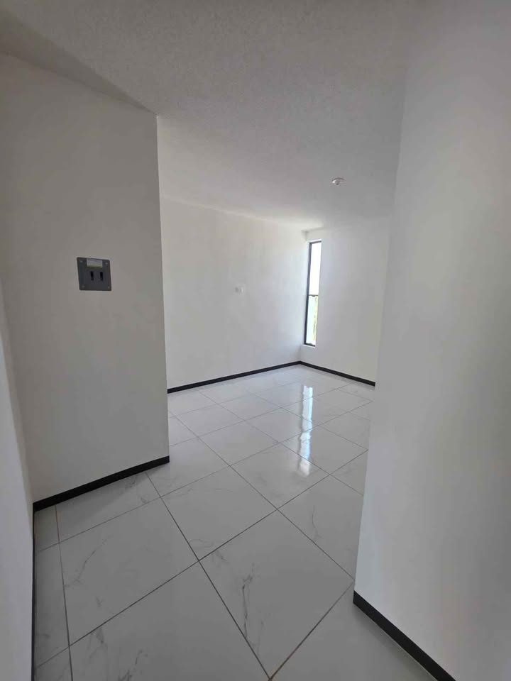 4 habitaciones 2 baños - Casa 3