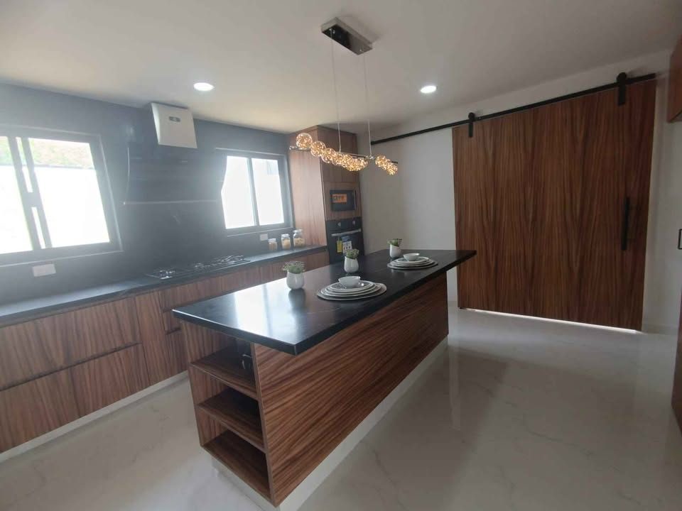 Casa en venta · 4 rec · 207 m² · Lomas de Angelópolis 2